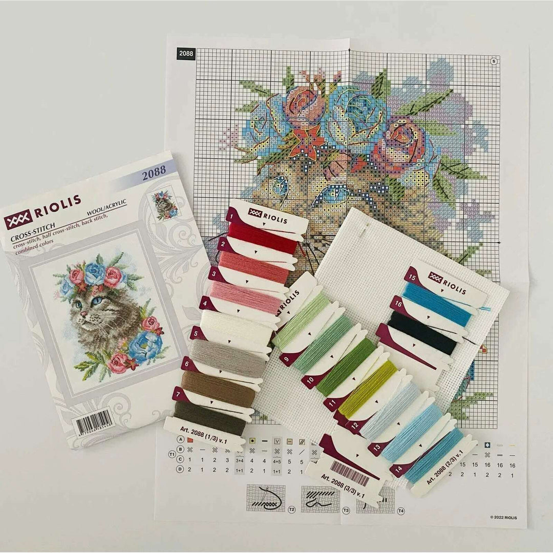 Cat in Flowers R2088 Counted Cross Stitch Kit