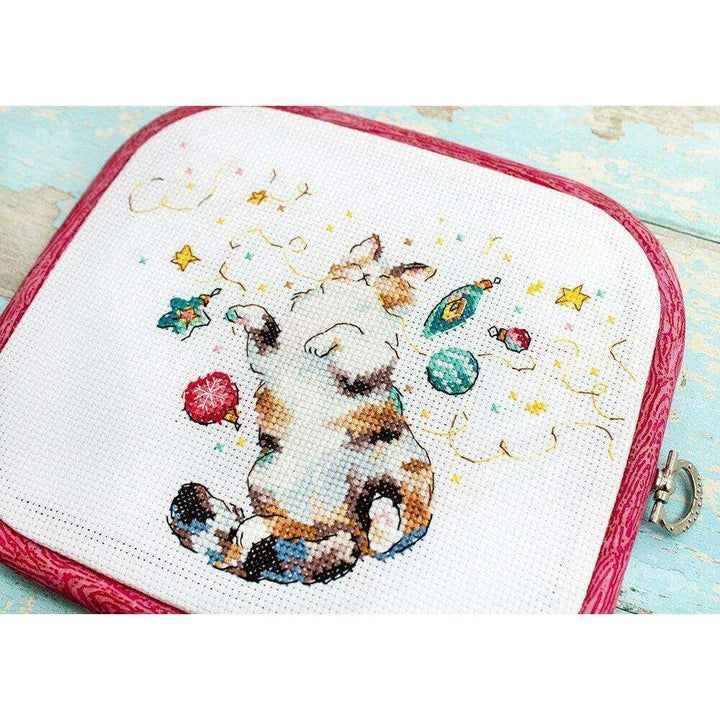 Cat's Happiness L8812 Counted Cross Stitch Kit