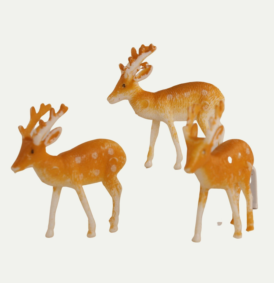 Retro Plastic Reindeer 1.5" - 4pcs