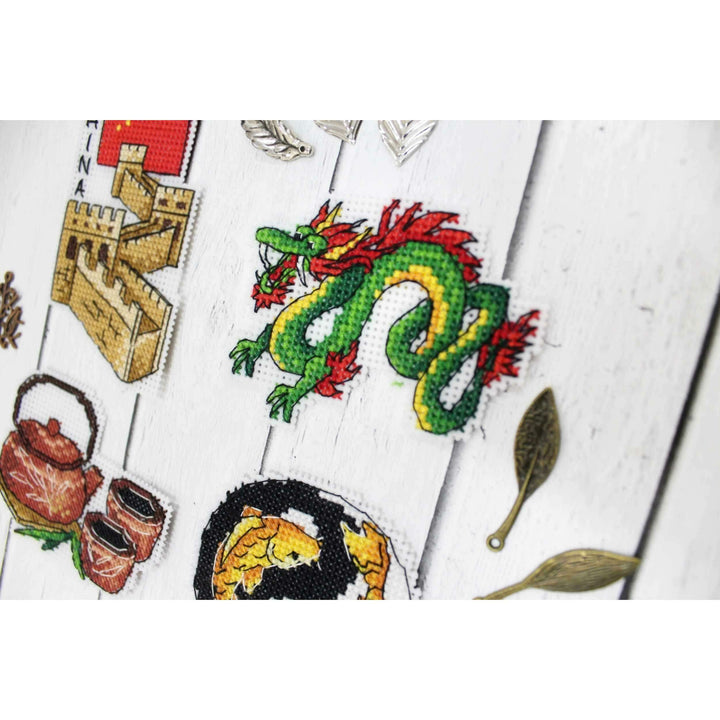 China Magnets Plastic Canvas Counted Cross Stitch Kit P-335 / SR-335