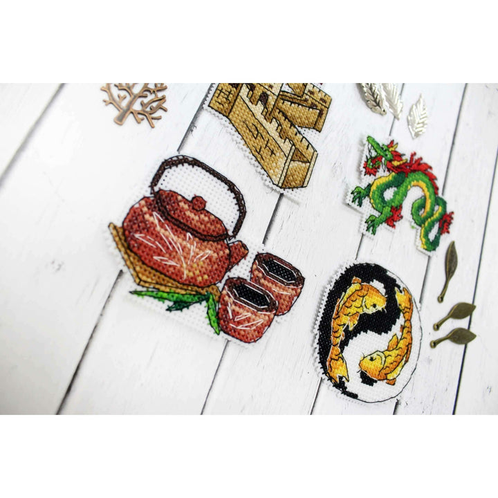 China Magnets Plastic Canvas Counted Cross Stitch Kit P-335 / SR-335