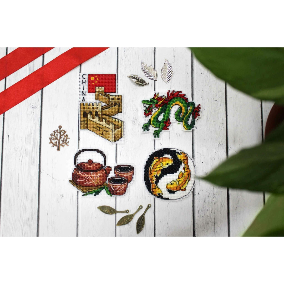 China Magnets Plastic Canvas Counted Cross Stitch Kit P-335 / SR-335