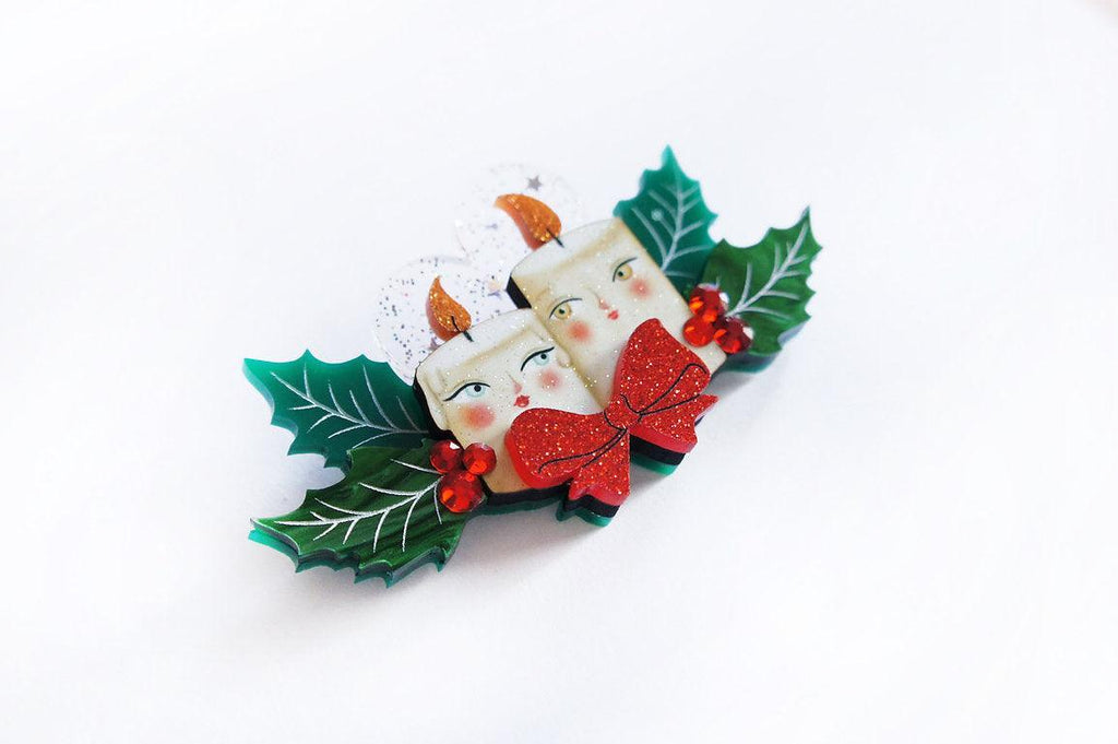 Christmas Candle Couple Brooch by Laliblue - Quirks!