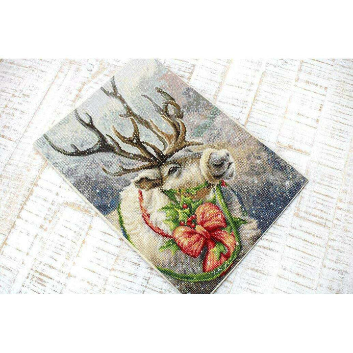 Christmas Deer B598L Counted Cross-Stitch Kit