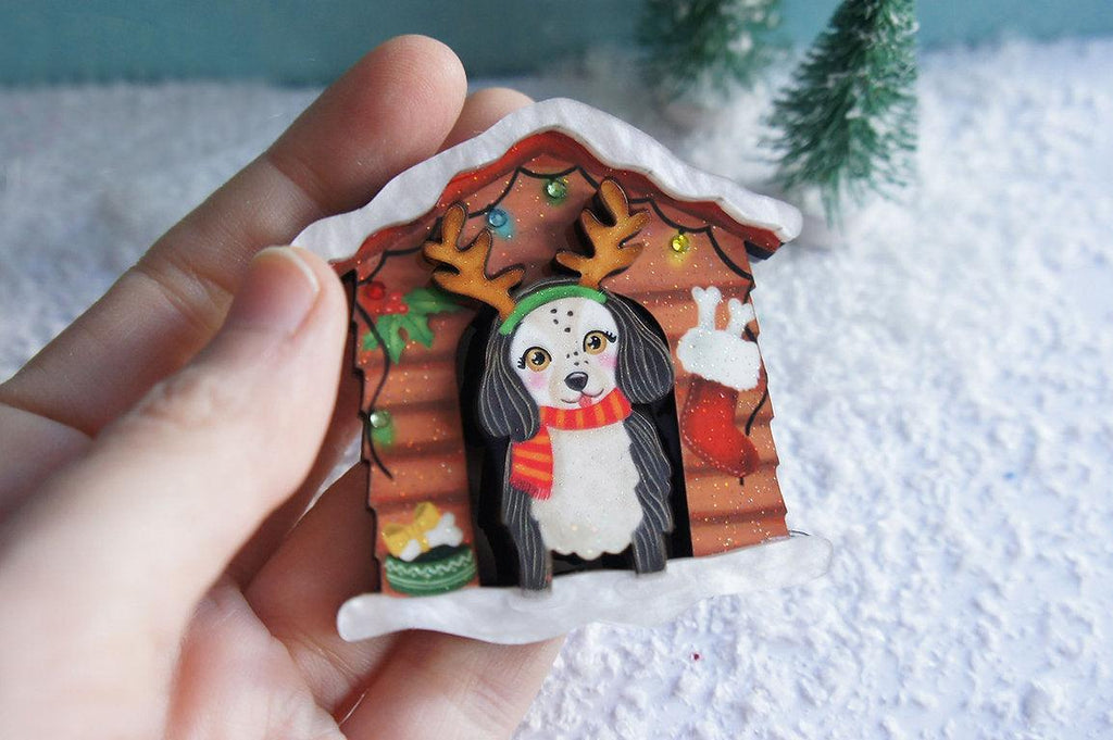 Christmas Dog House Brooch by Laliblue - Quirks!