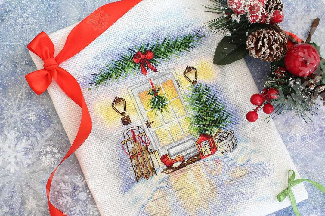 Christmas Door Cross Stitch Kit A-018 / SA-018