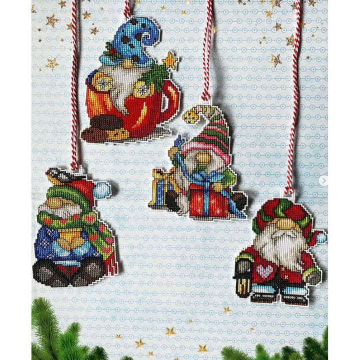 Christmas Gnomes 138CS Counted Cross-Stitch Kit