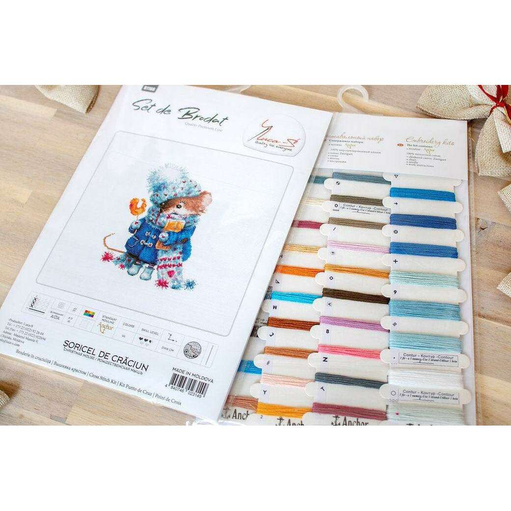Christmas mouse B1168L Counted Cross-Stitch Kit