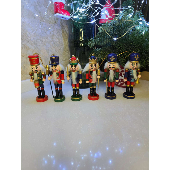 Christmas Nutcracker Set. Wizardi Classic Wooden Festive Decoration F07M14-6-N01617
