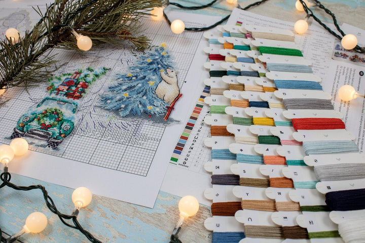 Christmas Ornaments Kit L8051 Counted Cross Stitch Kit