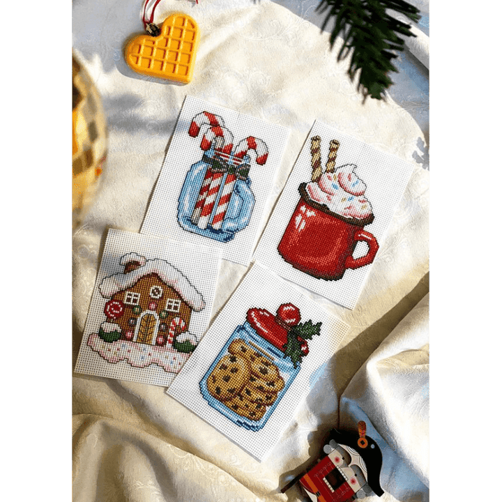 "Christmas Sweets" 119CS Counted Cross-Stitch Kit
