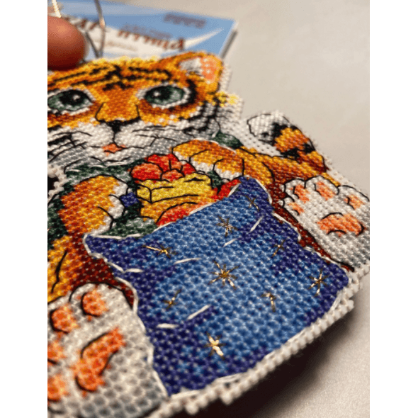 Christmas Tree Ornament. Baby Tiger P-588 Plastic Canvas Counted Cross Stitch Kit