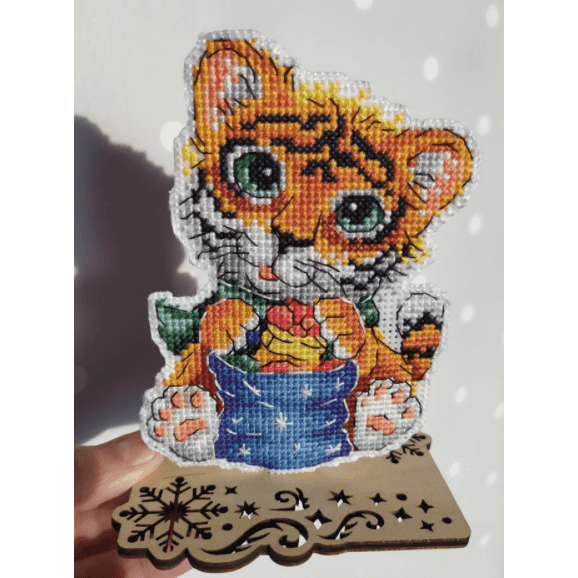 Christmas Tree Ornament. Baby Tiger P-588 Plastic Canvas Counted Cross Stitch Kit