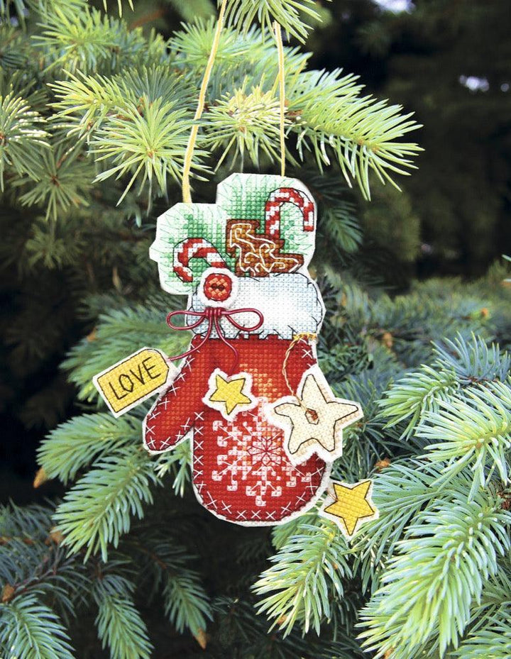 Christmas tree toy. Plastic Canvas Cross-stitch kit T-03C