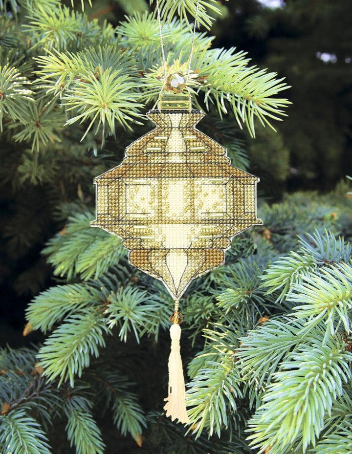 Christmas tree toy. Plastic Canvas Cross-stitch kit T-25C "Colorful lanterns"