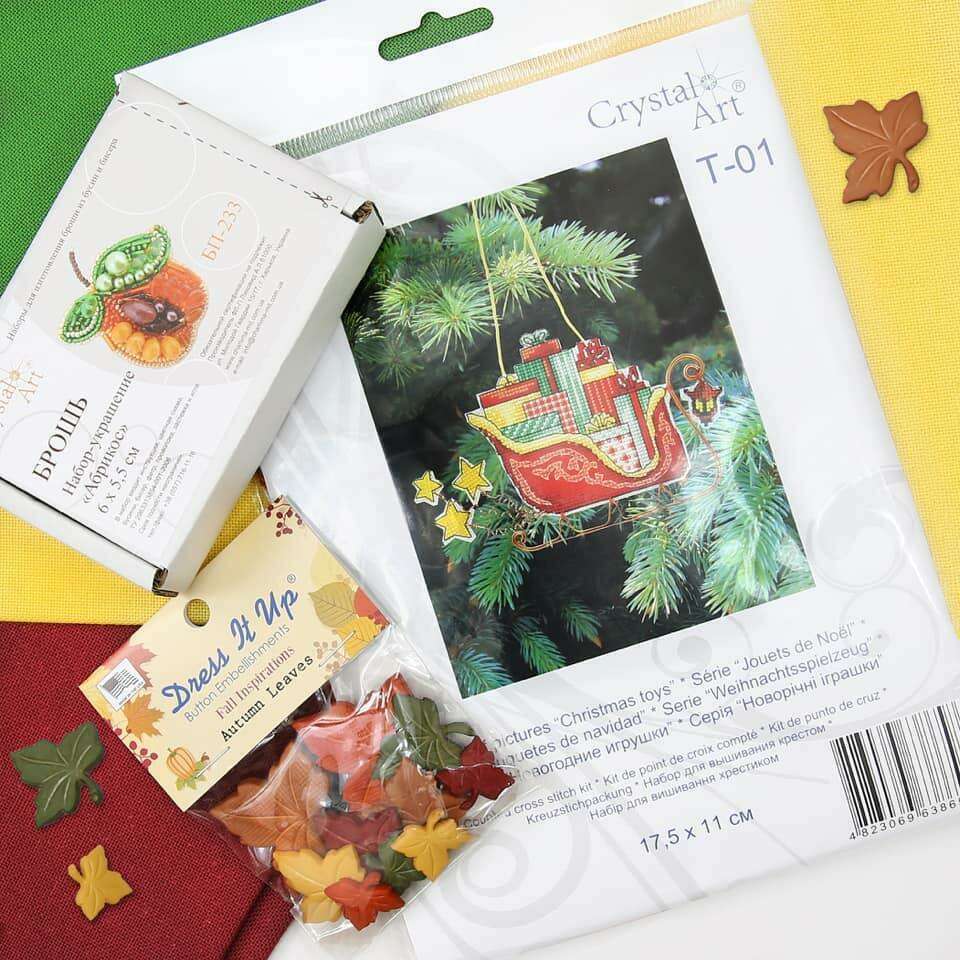 Christmas tree toy. Plastic Canvas Cross-stitch kit T-01C