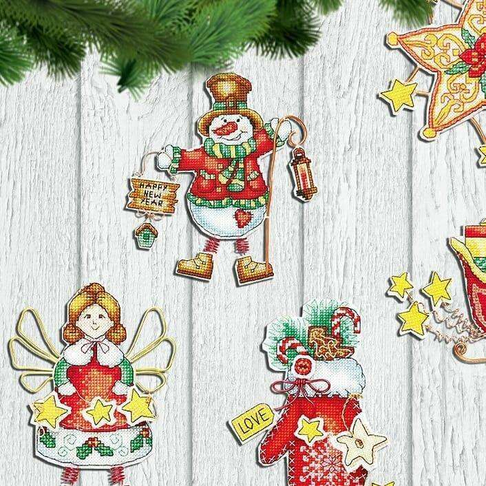Christmas tree toy. Plastic Canvas Cross-stitch kit T-05C