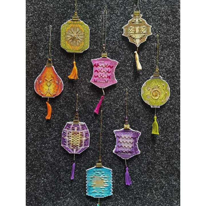 Christmas tree toy. Plastic Canvas Cross-stitch kit T-22C "Colorful lanterns"