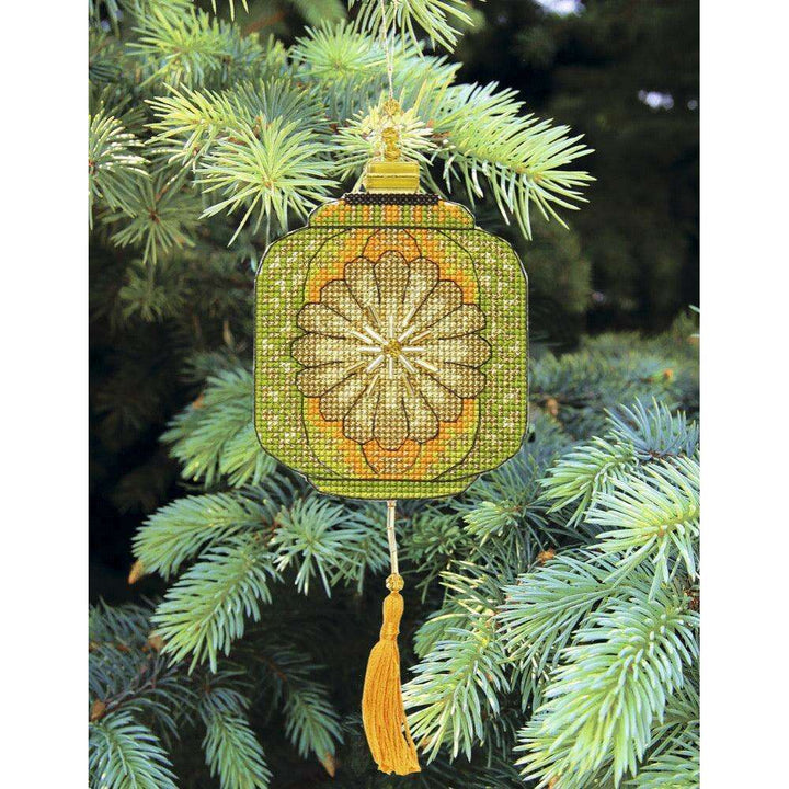 Christmas tree toy. Plastic Canvas Cross-stitch kit T-27C "Colorful lanterns"