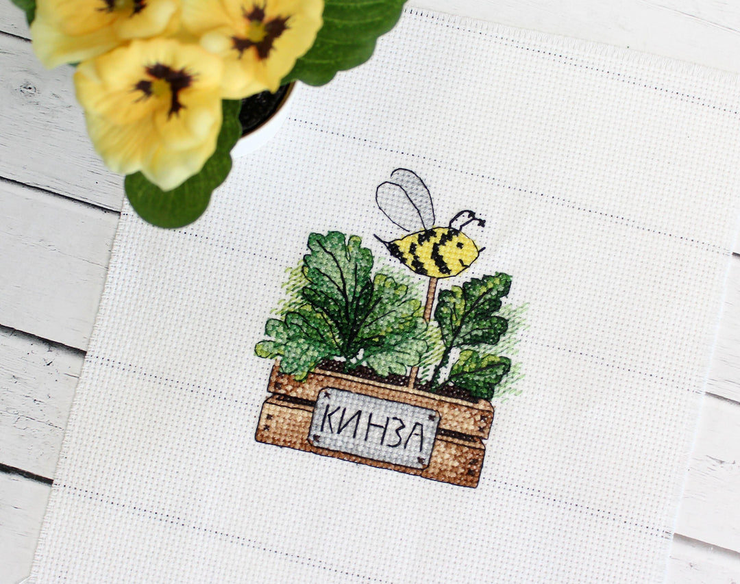 Coriander SM-638 Counted Cross Stitch Kit