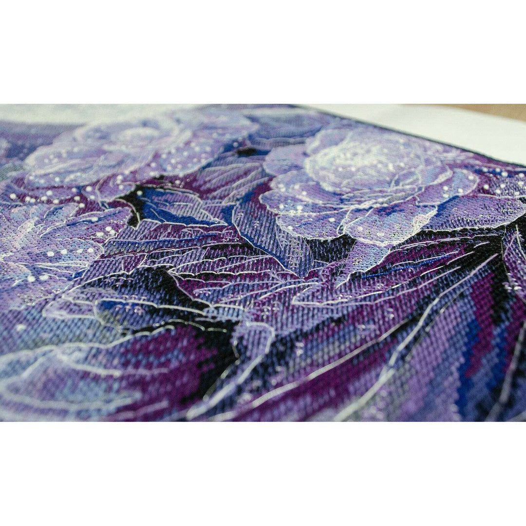 Counted Cross-stitch kit - Colors of the night AH-165