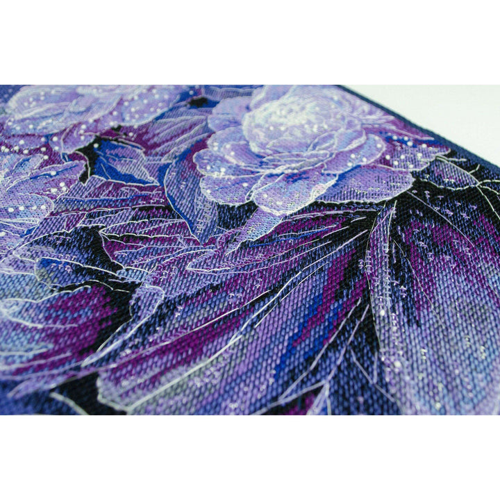 Counted Cross-stitch kit - Colors of the night AH-165