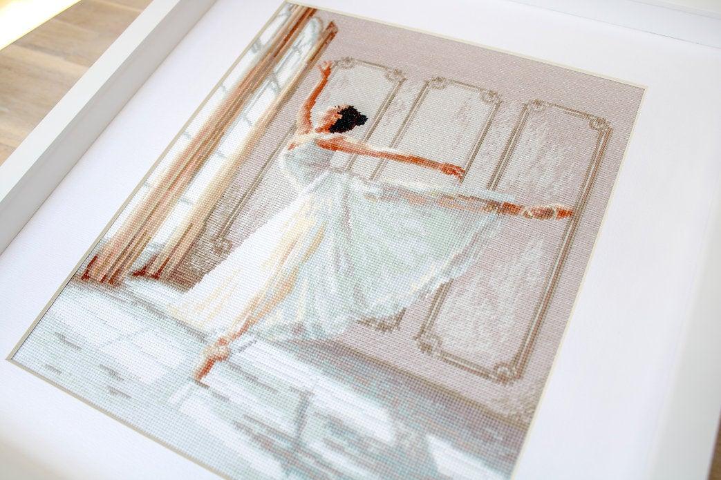 Counted Cross Stitch Kit Ballerina Leti901