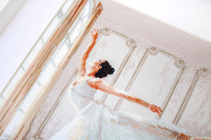 Counted Cross Stitch Kit Ballerina Leti901