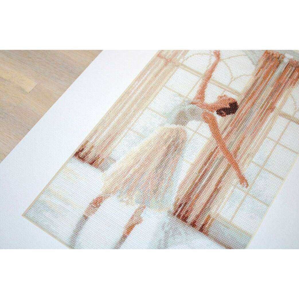 Counted Cross Stitch Kit Ballerina Leti906