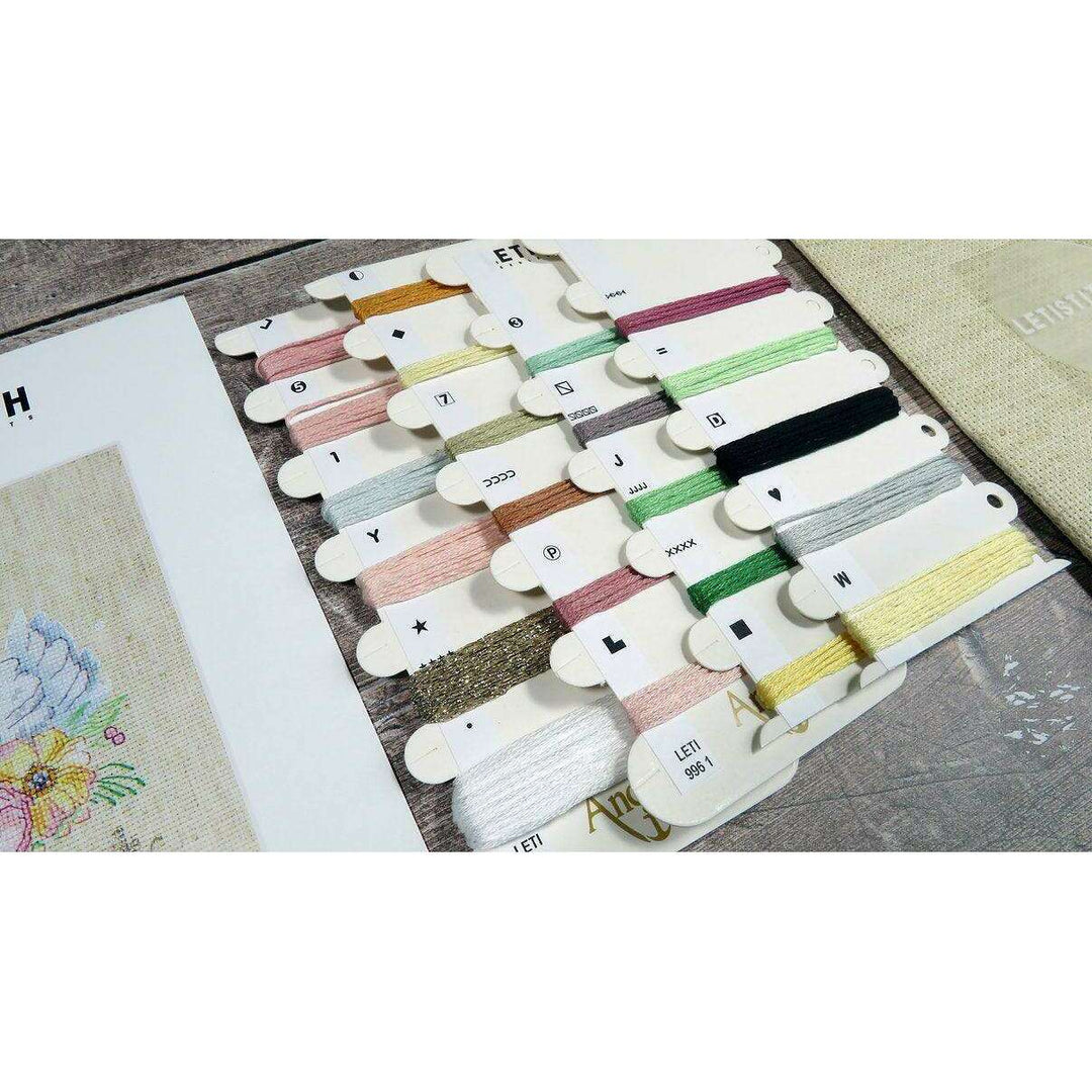 Counted Cross Stitch Kit Be the Queen Leti996
