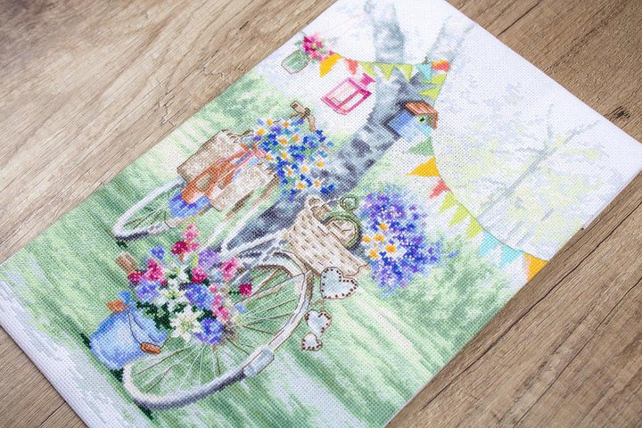 Counted Cross Stitch Kit Bike Leti971