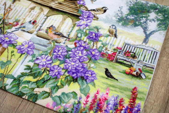 Counted Cross Stitch Kit Bird table  Leti944