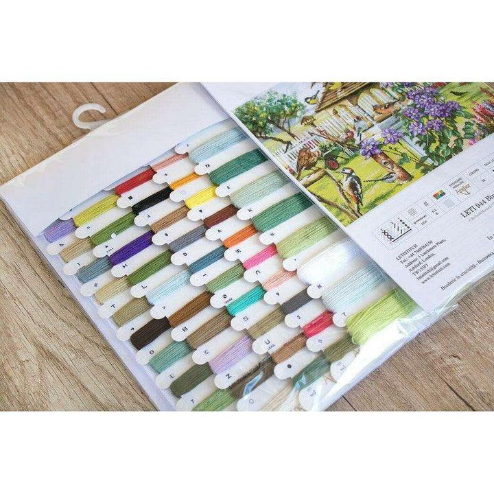Counted Cross Stitch Kit Bird table  Leti944