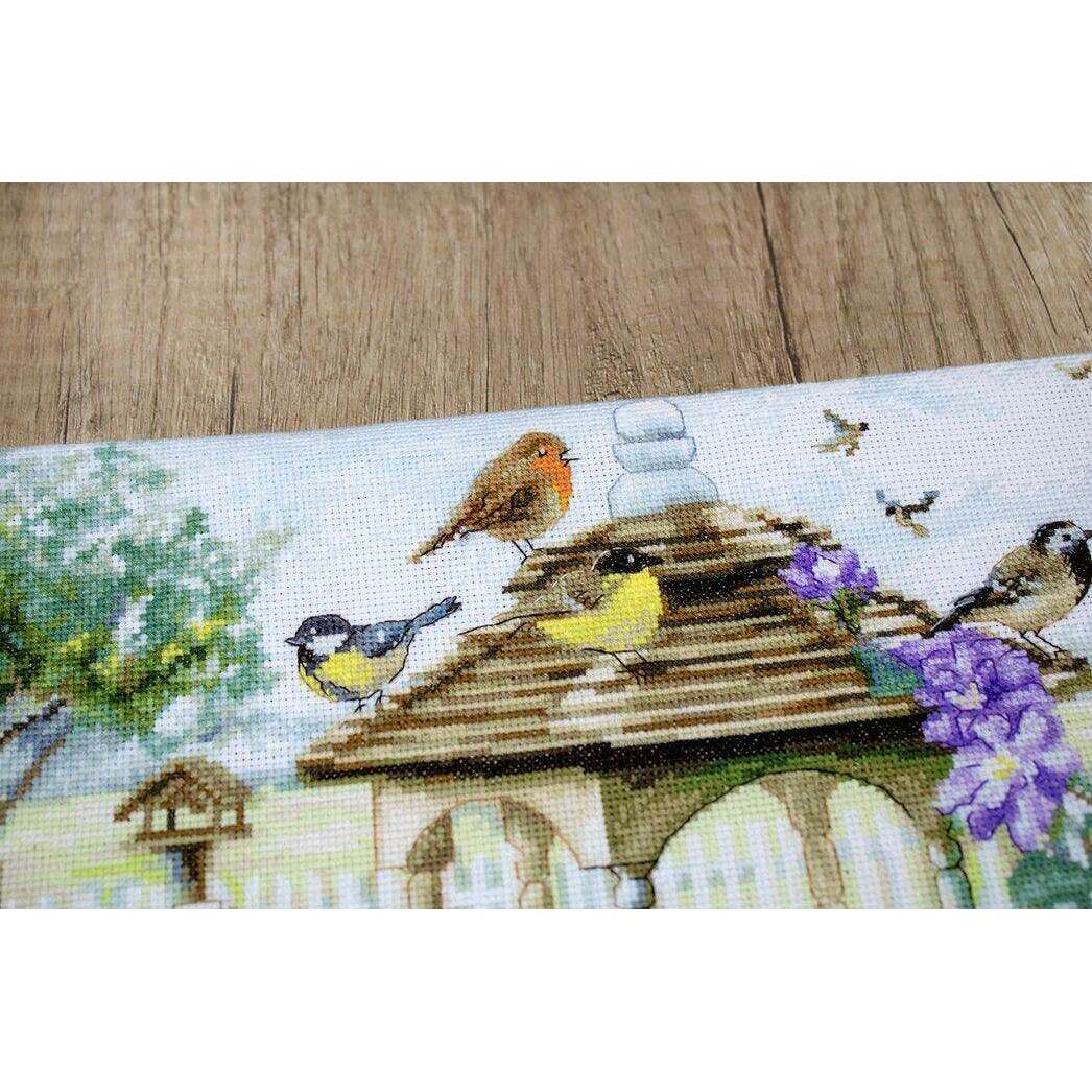 Counted Cross Stitch Kit Bird table  Leti944