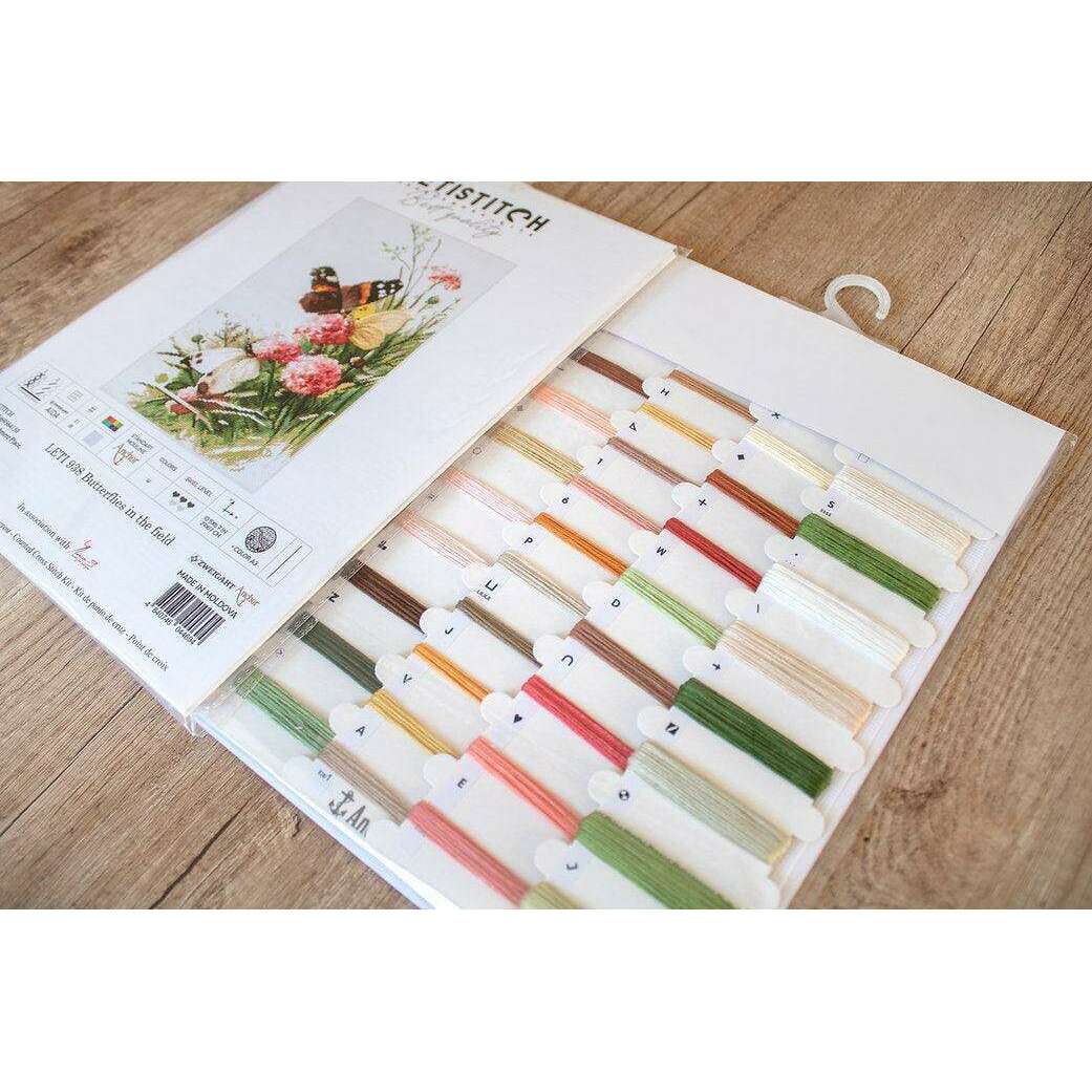 Counted Cross Stitch Kit Butterflies in the field Leti938