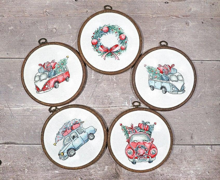 Counted Cross Stitch Kit Christmas Retro Cars / Kit of 5 Leti965