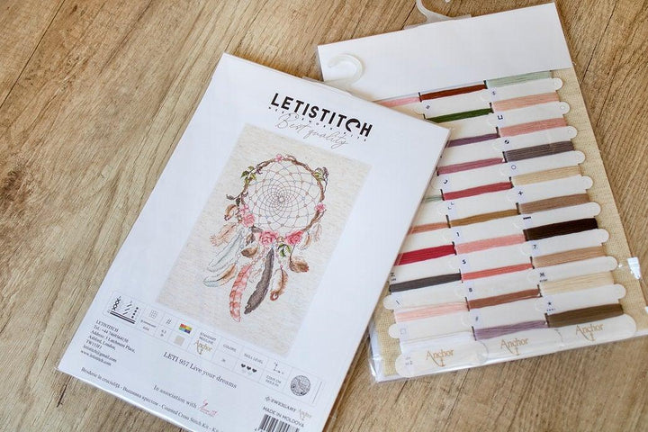 Counted Cross Stitch Kit Live your dreams Leti957