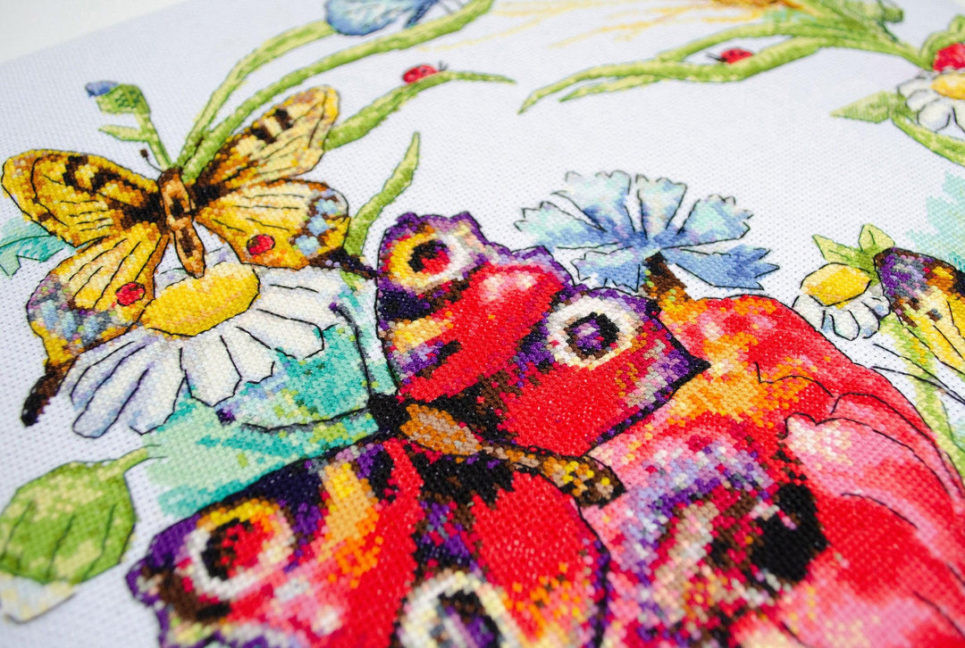 Counted Cross-stitch kit - Summer wreath AH-169