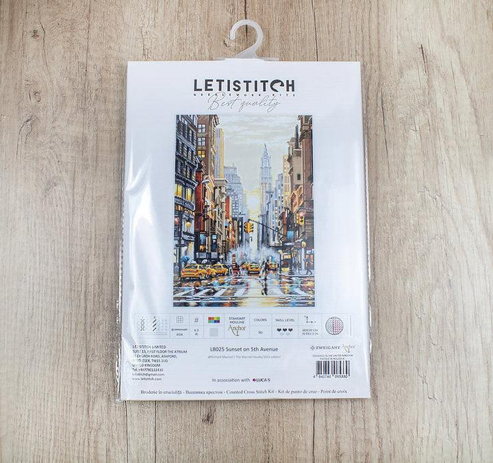 Counted Cross Stitch Kit Sunset on 5th Avenue L8025