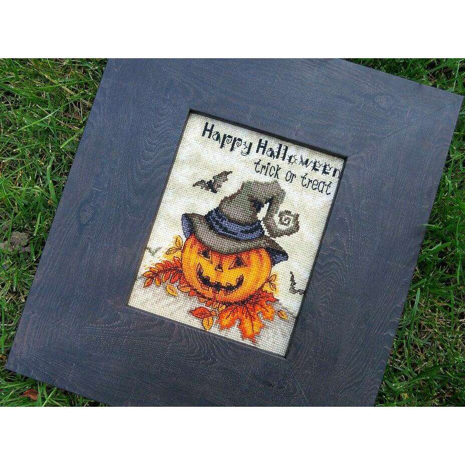 Counted Cross Stitch Kit Trick or treat Leti956