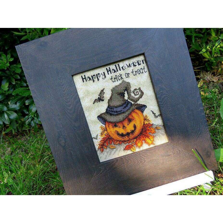Counted Cross Stitch Kit Trick or treat Leti956
