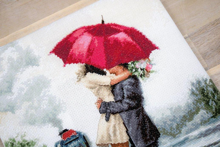 Couple on train station B2369L Counted Cross-Stitch Kit