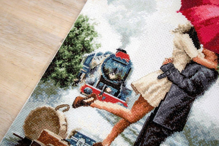 Couple on train station B2369L Counted Cross-Stitch Kit