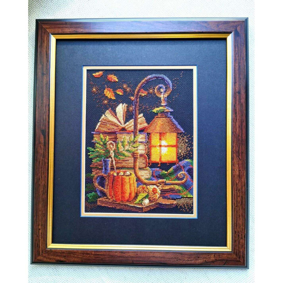 Cozy Autumn R2146 Counted Cross Stitch Kit