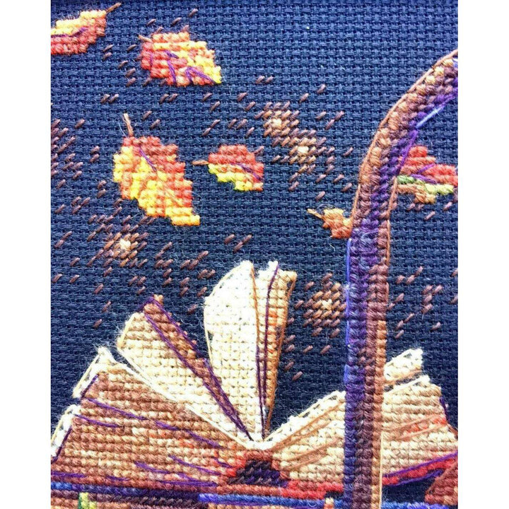 Cozy Autumn R2146 Counted Cross Stitch Kit