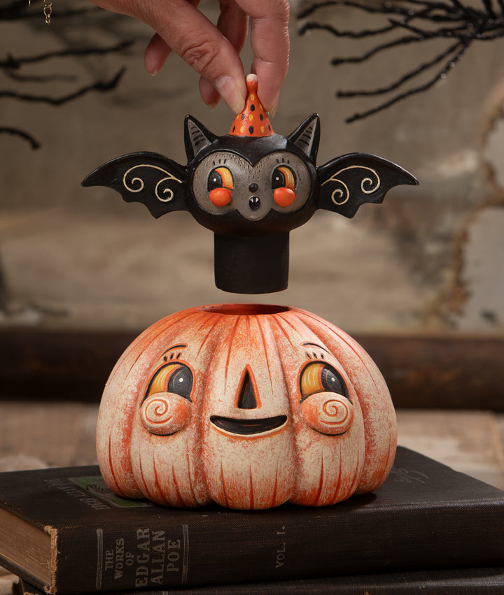 Squatty Pumpkin Batty by Bethany Lowe Designs, image 2
