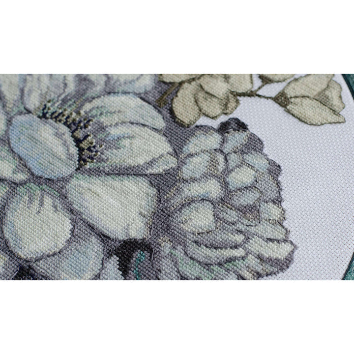 Cross-stitch kit - Cold touch AH-205