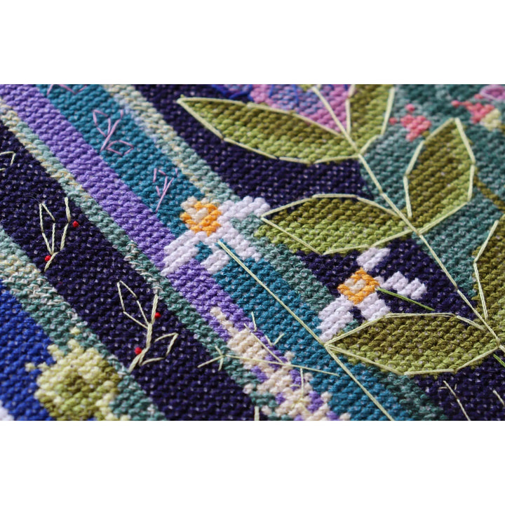 Cross-stitch kit - Dense forest