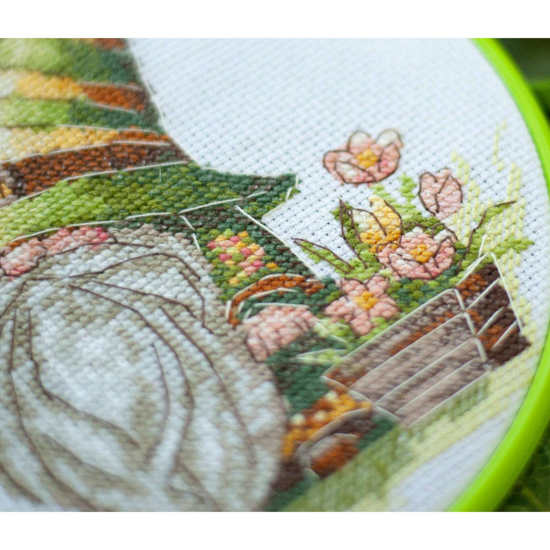 Cross-stitch kit - Florist AHM-088