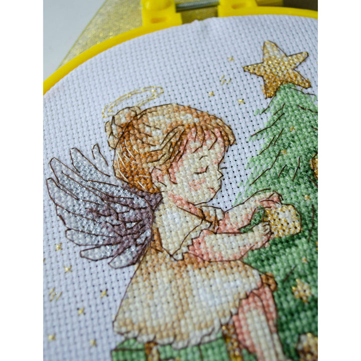 Cross-stitch kit - Little Christmas Angel AHM-091